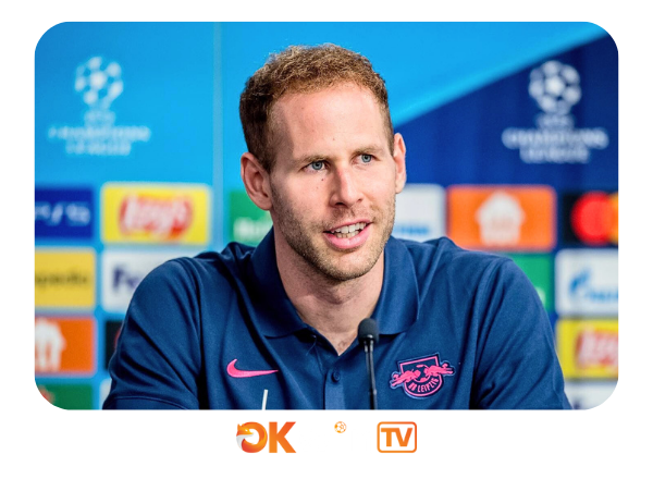 Péter Gulácsi: Thủ thành bất bại Leipzig tại Bundesliga